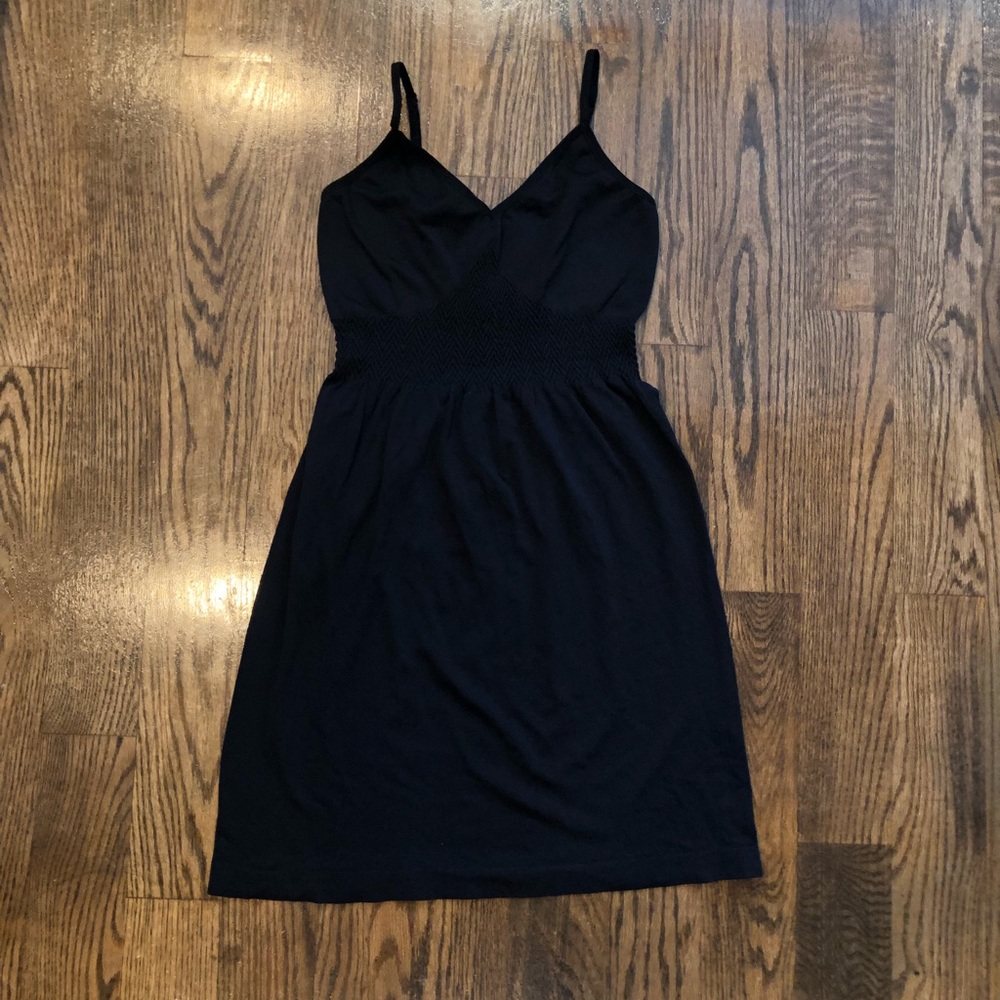 Black under line dress